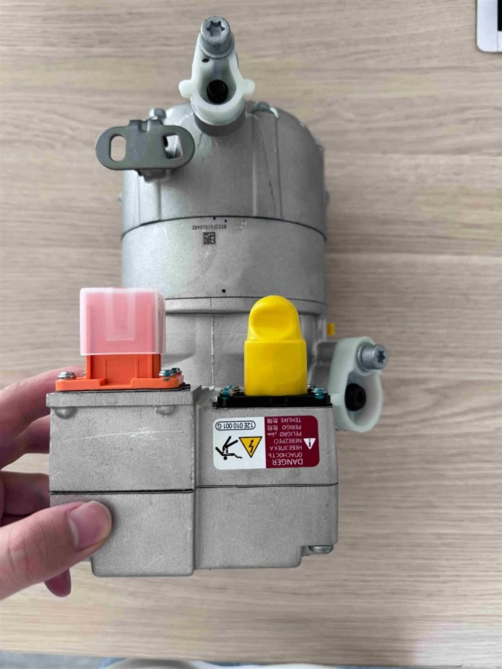Auto Air Conditioning Compressor