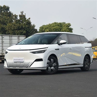XPeng X9 RWD Elektrischer MPV mit großer Reichweite