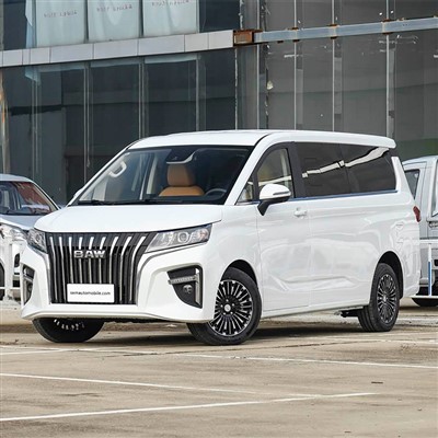 BAW M7 7 Sitzplätze im MPV